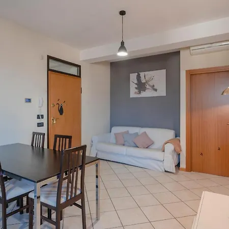 Attico In Centro A Desenzano Del Garda Apartment *