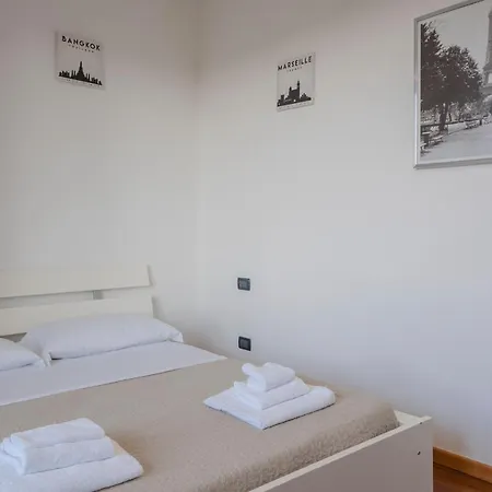 Attico In Centro A Desenzano Del Garda Apartment