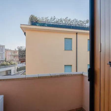 Attico In Centro A Desenzano Del Garda *